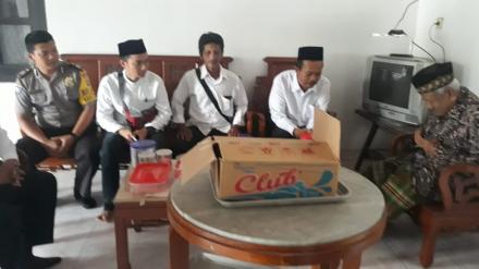 Pamong Desa Patalan Silaturahmi ke Keluarga Mantan Pamong Desa Patalan