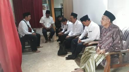 Pamong Desa Patalan Silaturahmi ke Keluarga Mantan Pamong Desa Patalan