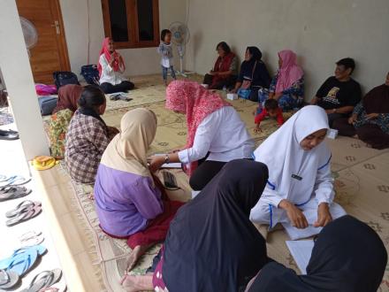 Screening Penyakit Tidak Menular dan Intervensi hasil Program Indonesia Sehat dengan Pendekatan Kelu