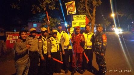 Pengaman malam natal di Gereja Kristen Jawa Patalan