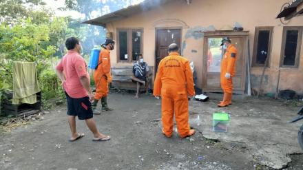 Penyemprotan disinfektan di Dusun Kategan dan Ngupit