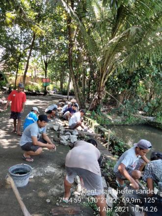 Giat Minggu Dusun Jetis Bangket dengan dana Swadaya Masyarakat