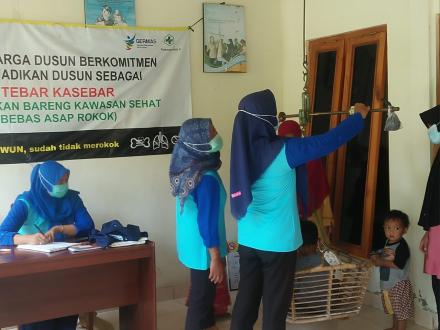 Kegiatan Posyandu Balita dab Lansia di Dusun Panjangjiwo