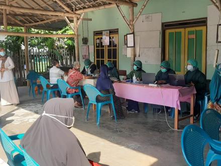 Vaksinasi lansia di Dusun Sulang Kidul