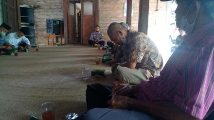 Deklarasi Penerapan Kawasan Sehat Bebas Asap Rokok (kasebar) Dusun Bobok