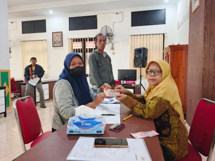 Pembagian BLT Dana Desa Bulan September Dilaksanakan di Kalurahan Patalan