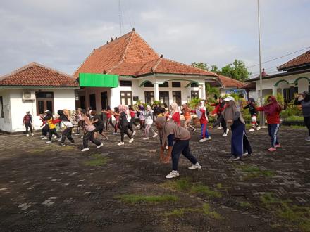 Senam Sehat Bersama PKK