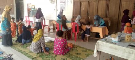 Tingkatkan Kesehatan Balita dan Lansia, Posyandu Gelangan Salam Samalo Gelar Layanan Rutin